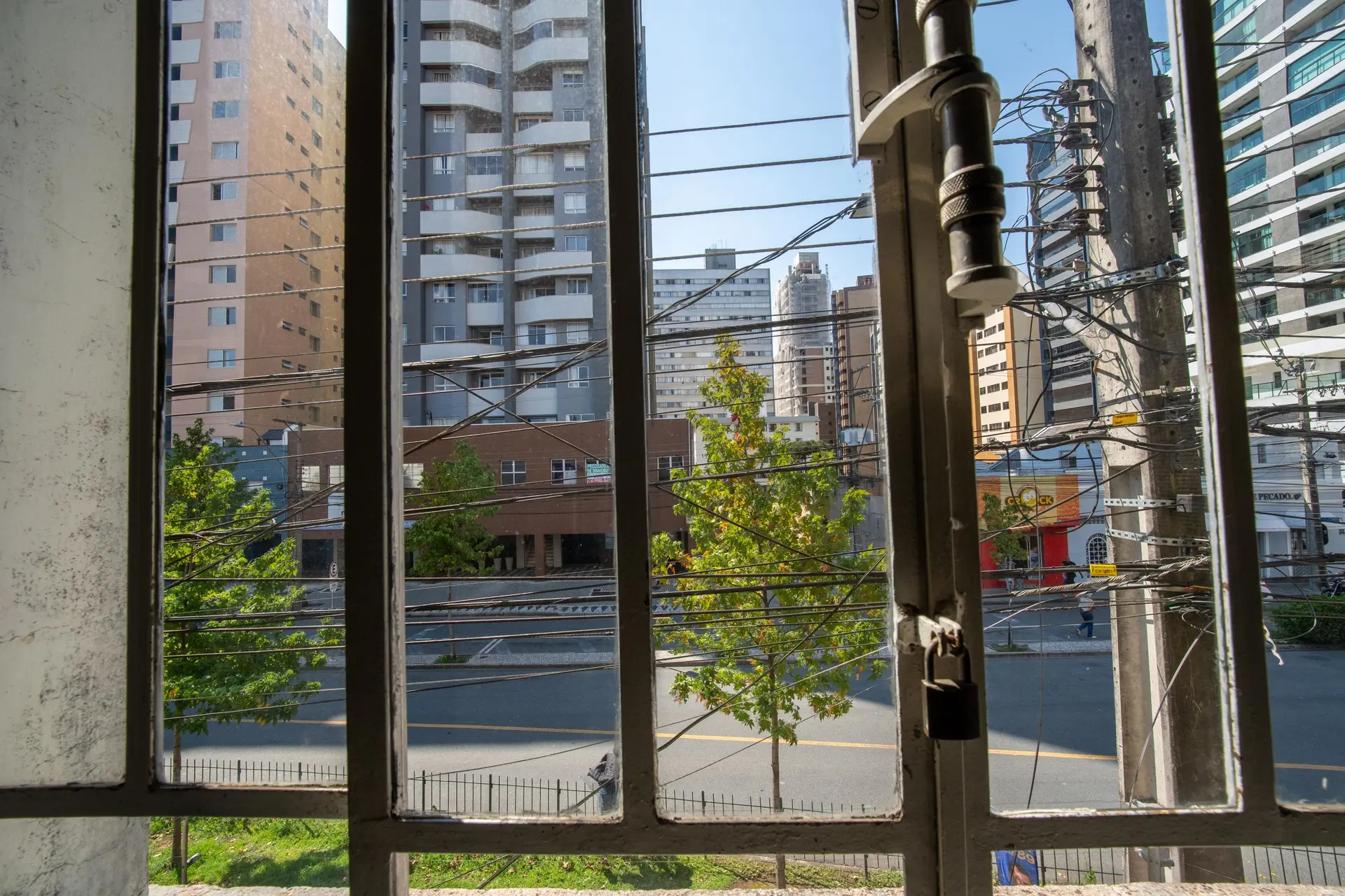 Apartamento con 3 dormitorios y 1 baño con jacuzzi del edificio — photo 2