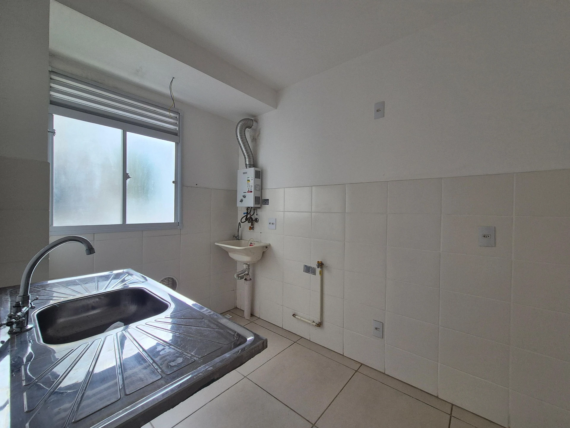 2-bedroom apartment with a park view — photo 2