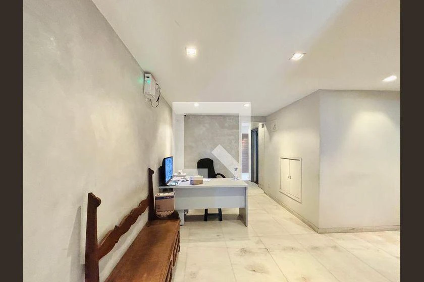 Unfurnished 3-bedroom apartment with gas kitchen — photo 31