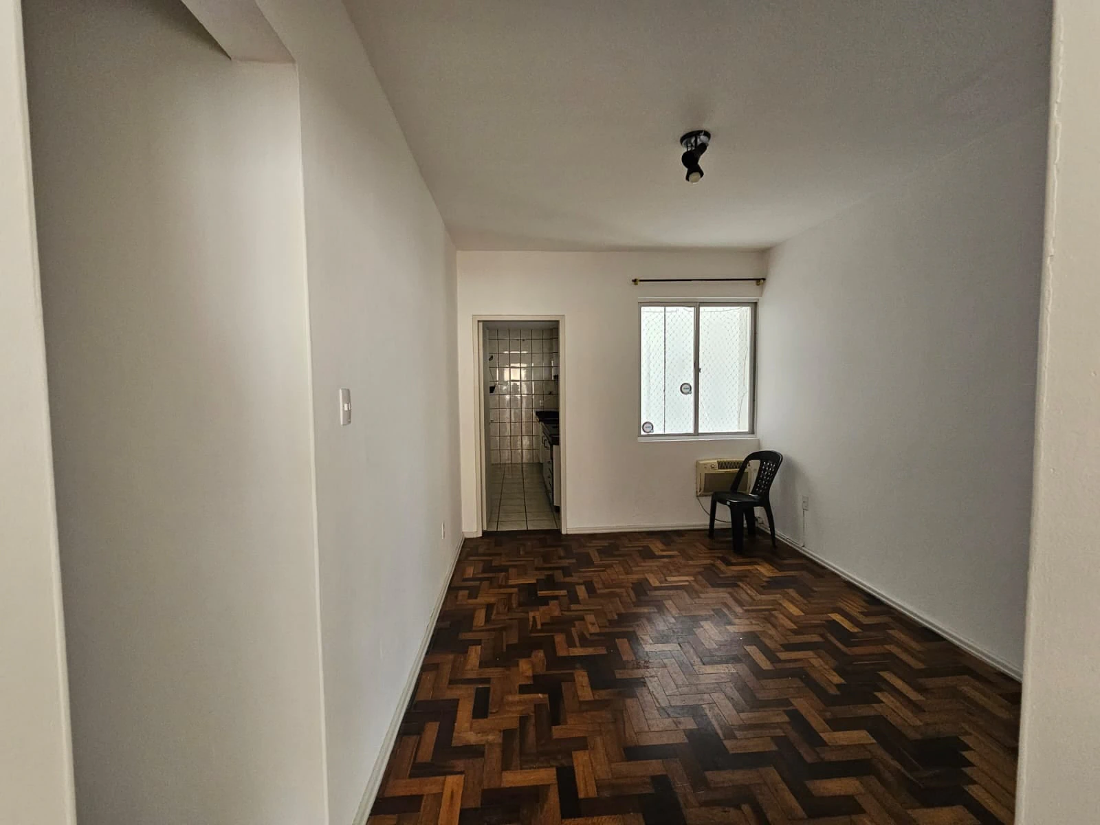 Departamento con piso de madera o laminado en Florianópolis — photo 4