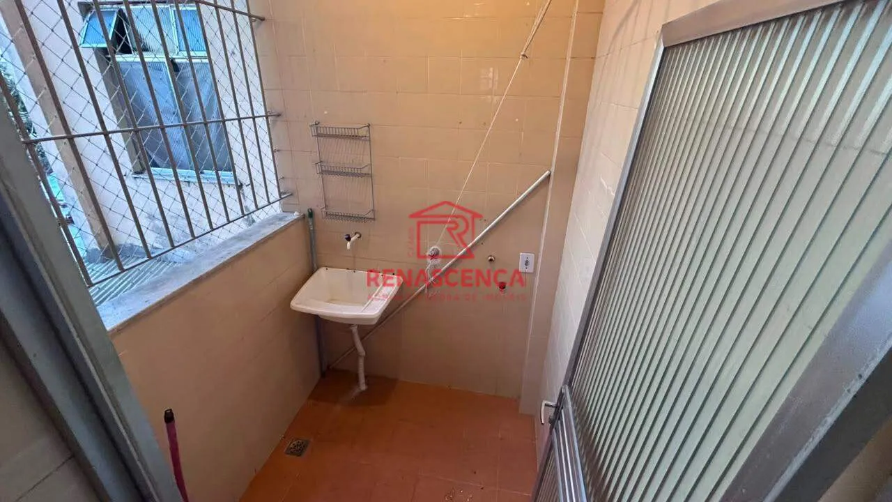 Unfurnished apartment with 2 bedrooms and 1 parking space — photo 4