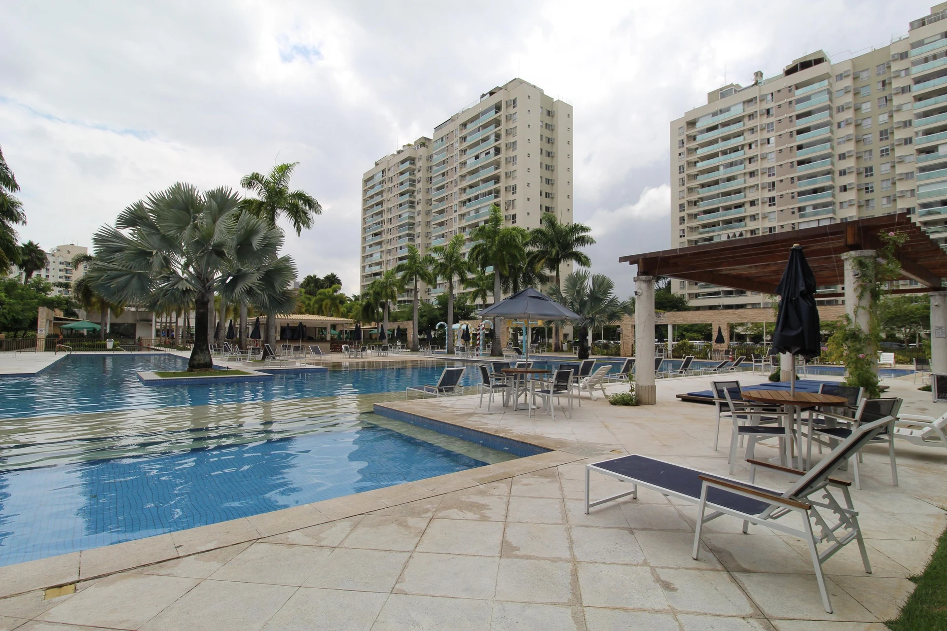 Apartment with 3 bedrooms and 2 bathrooms plus balcony — photo 15