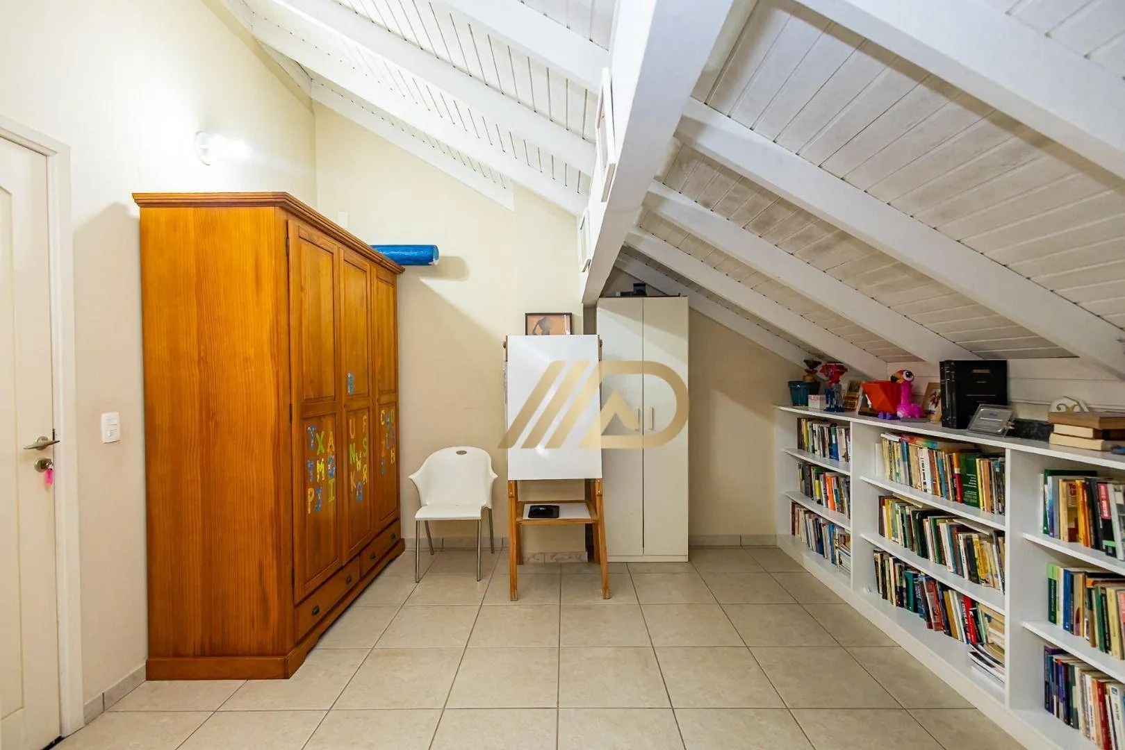Будинок на 4 спальні з 377 м² і 4 паркомісцями — photo 33
