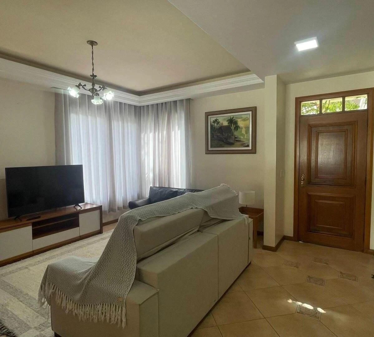 Lavadora y 4 dormitorios: casa de 290 m²