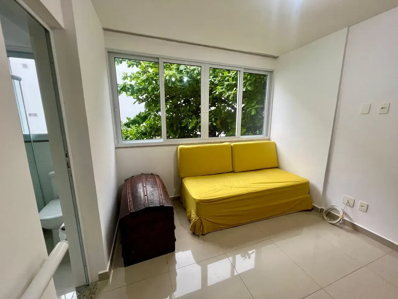 Furnished 3-bedroom rental apartment with 2 bathrooms — photo 9
