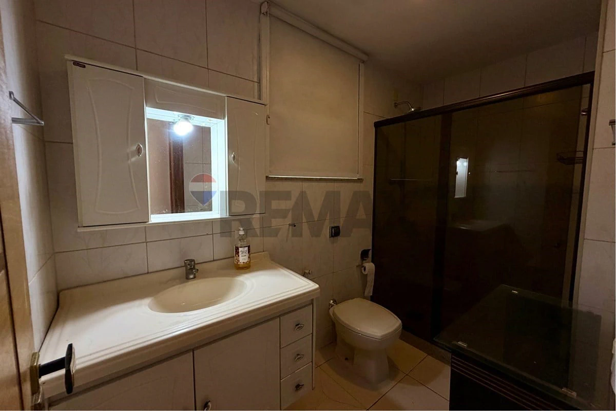 3-bedroom apartment, 1 with its own bathroom, 122 m² — photo 24