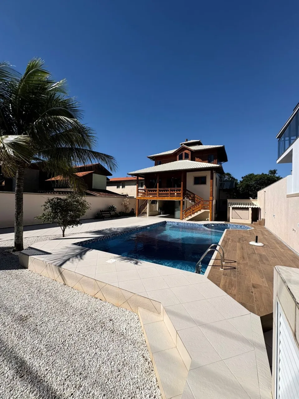 Furnished house with shared pool and 3 bedrooms — photo 8