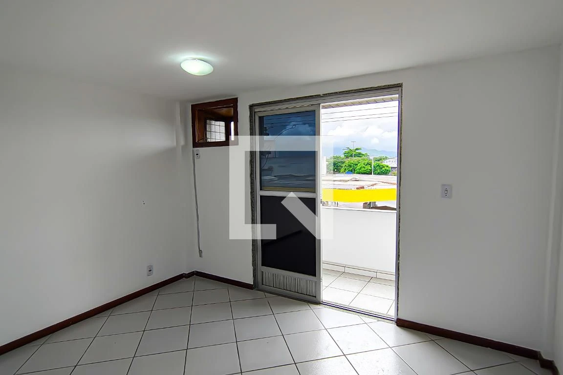 Apartamento de 1 quarto e 55 m² — photo 2
