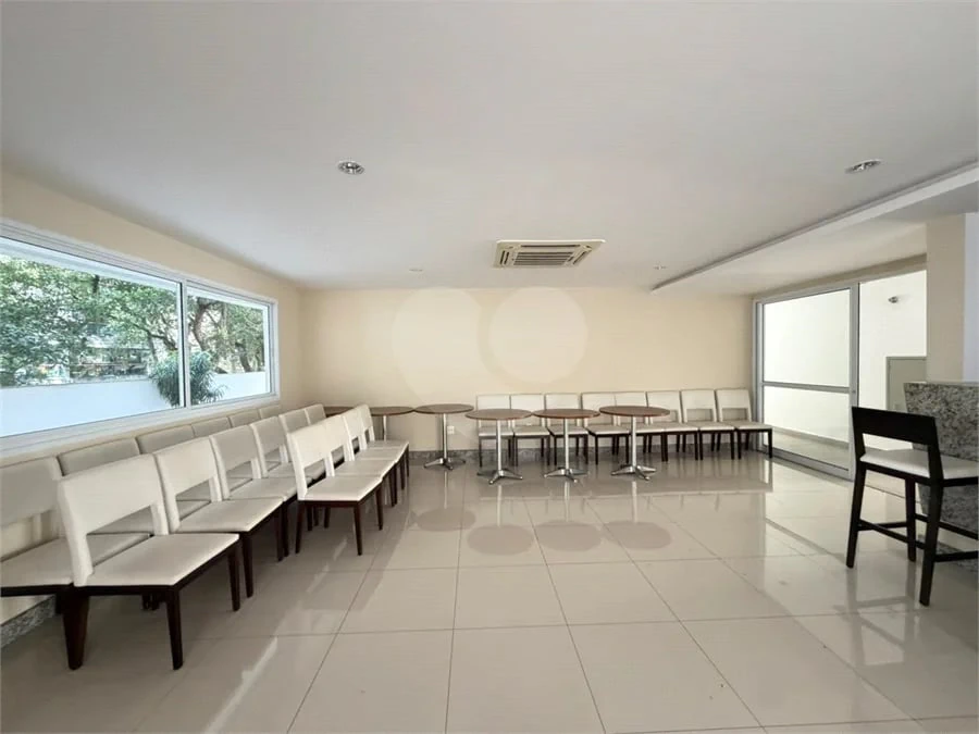 Робоче місце та 3 спальні: квартира 84 м² — photo 19