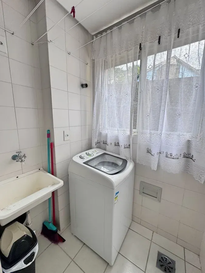 Washing machine in a 2-bedroom apartment, 58 m² — photo 21
