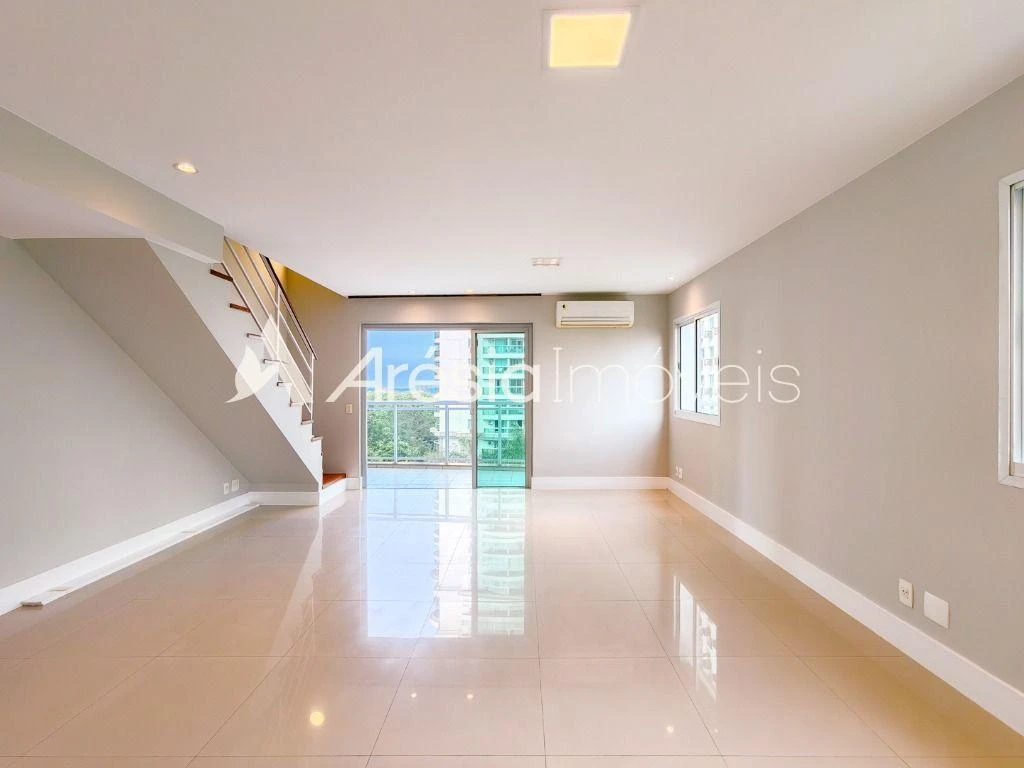 Apartamento com 3 dormitórios e varanda envidraçada — photo 8