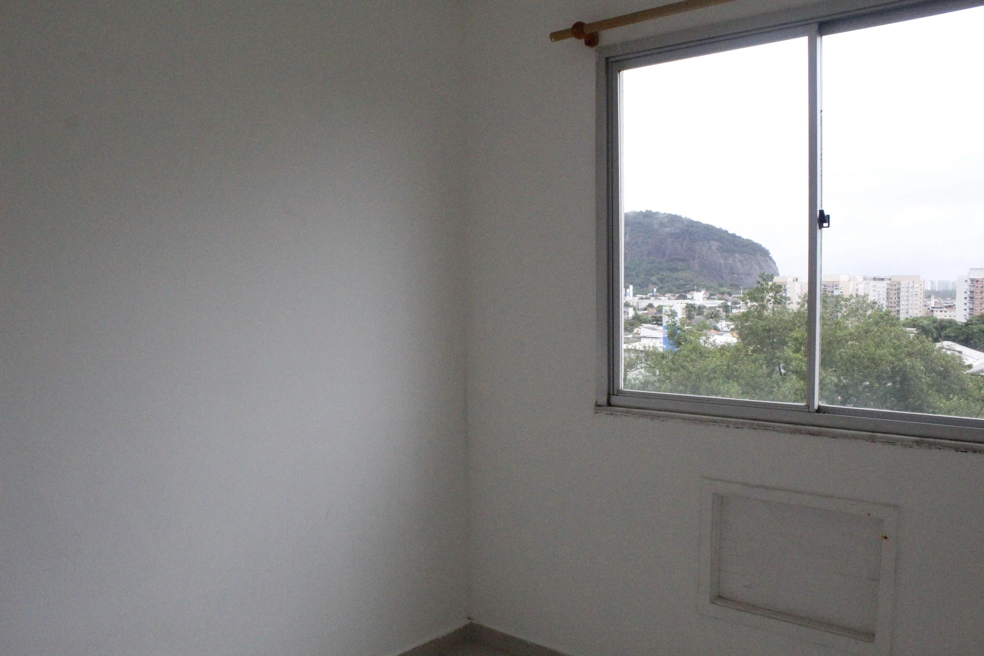 Rental apartment with 3 bedrooms and 1 bathroom — photo 3