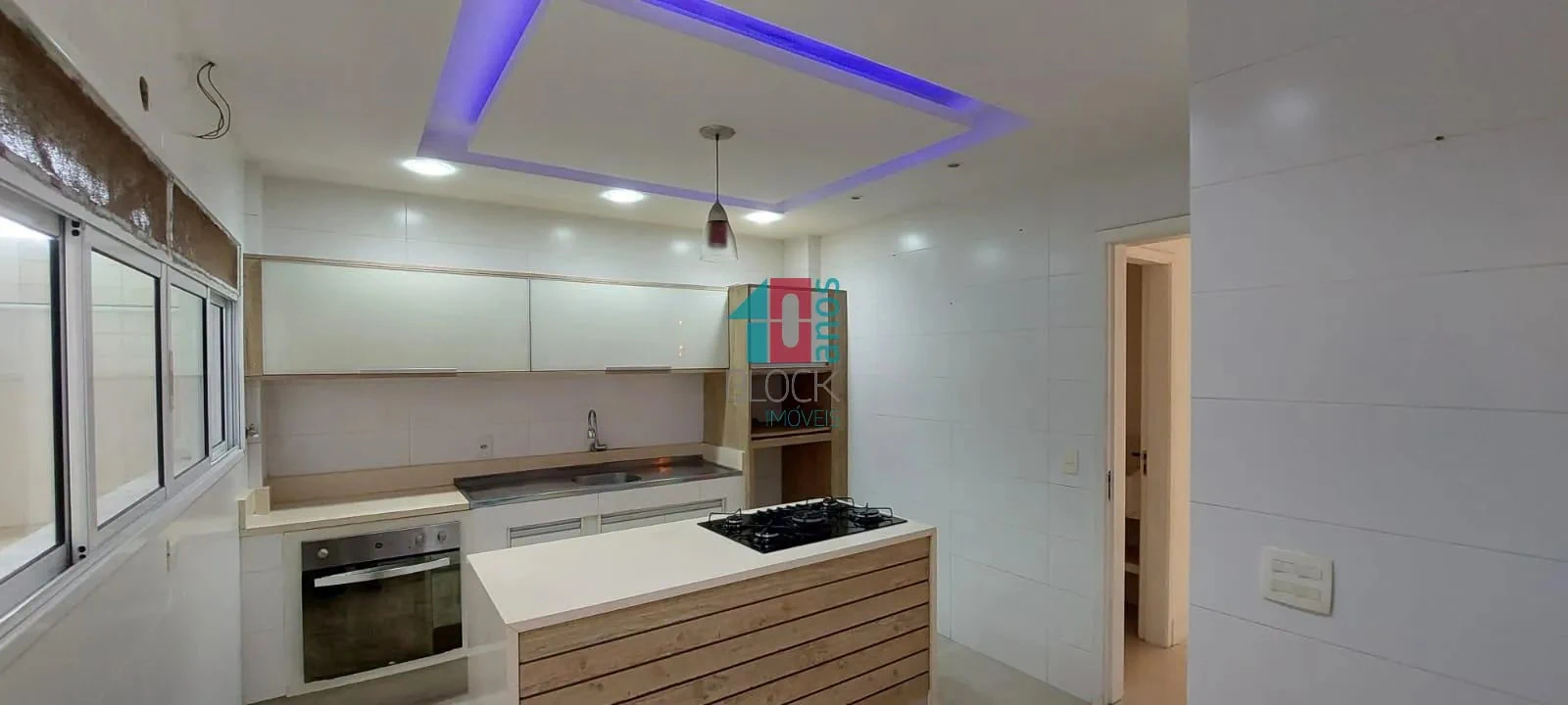 Casa de 200 m² com 4 suítes e 3 vagas — photo 4