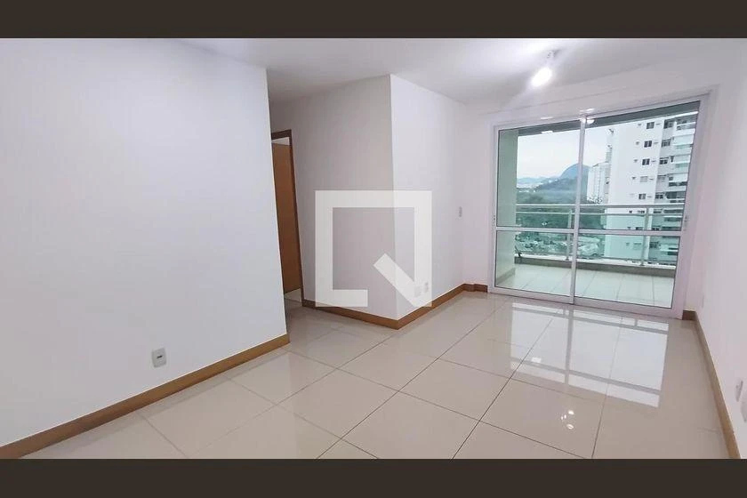 3-bedroom apartment in a building with a gym — photo 6