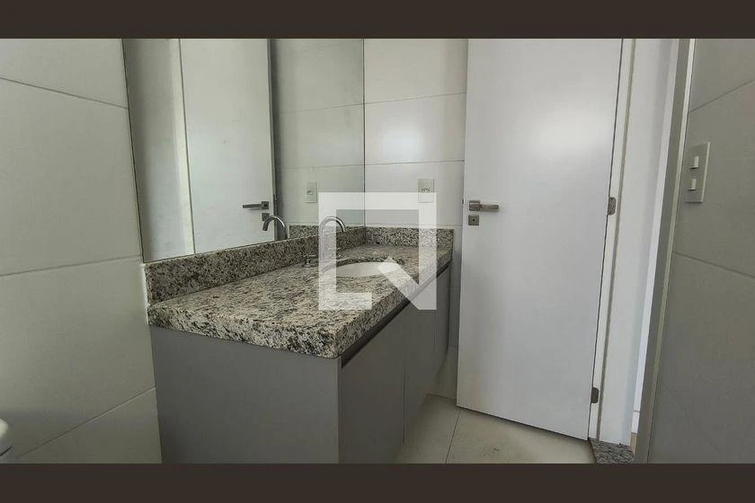 Apartamento com 3 suítes, 5 banheiros e 328 m² — photo 26