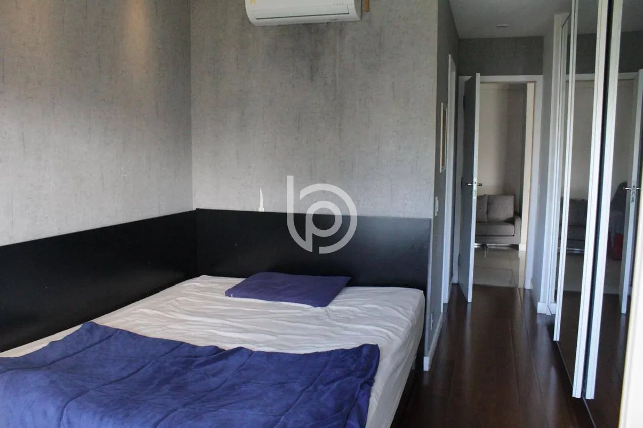 Furnished apartment with a closed kitchen and 4 bedrooms — photo 12