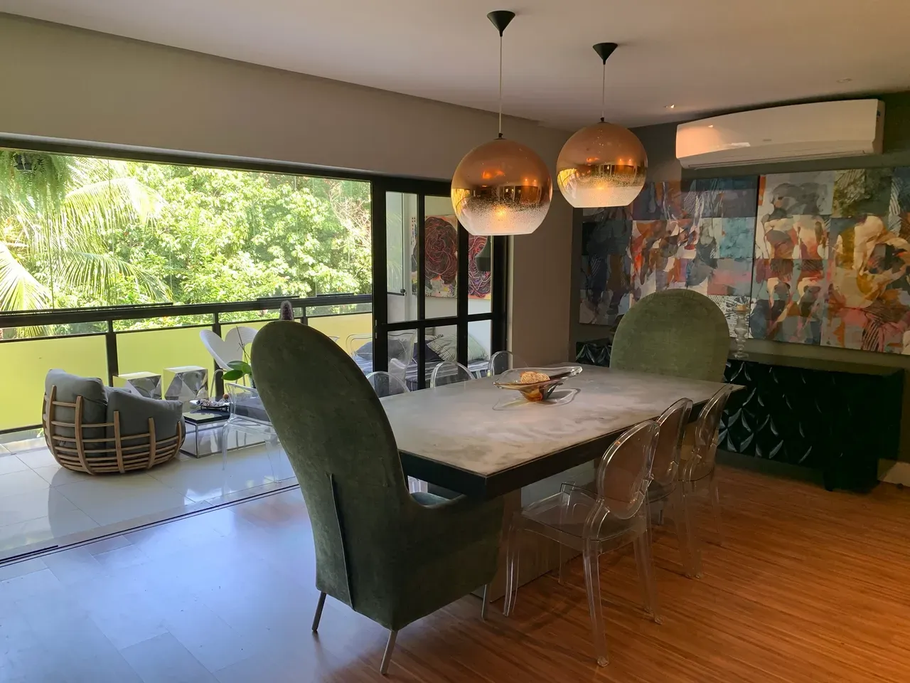 Furnished apartment with open-plan kitchen and 4 bedrooms — photo 6