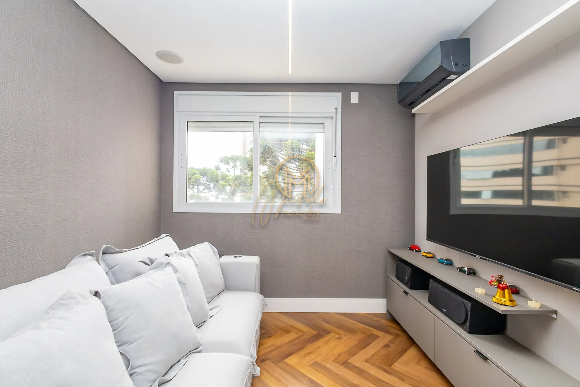 Furnished 462 m² apartment with 4 en-suite rooms — photo 59