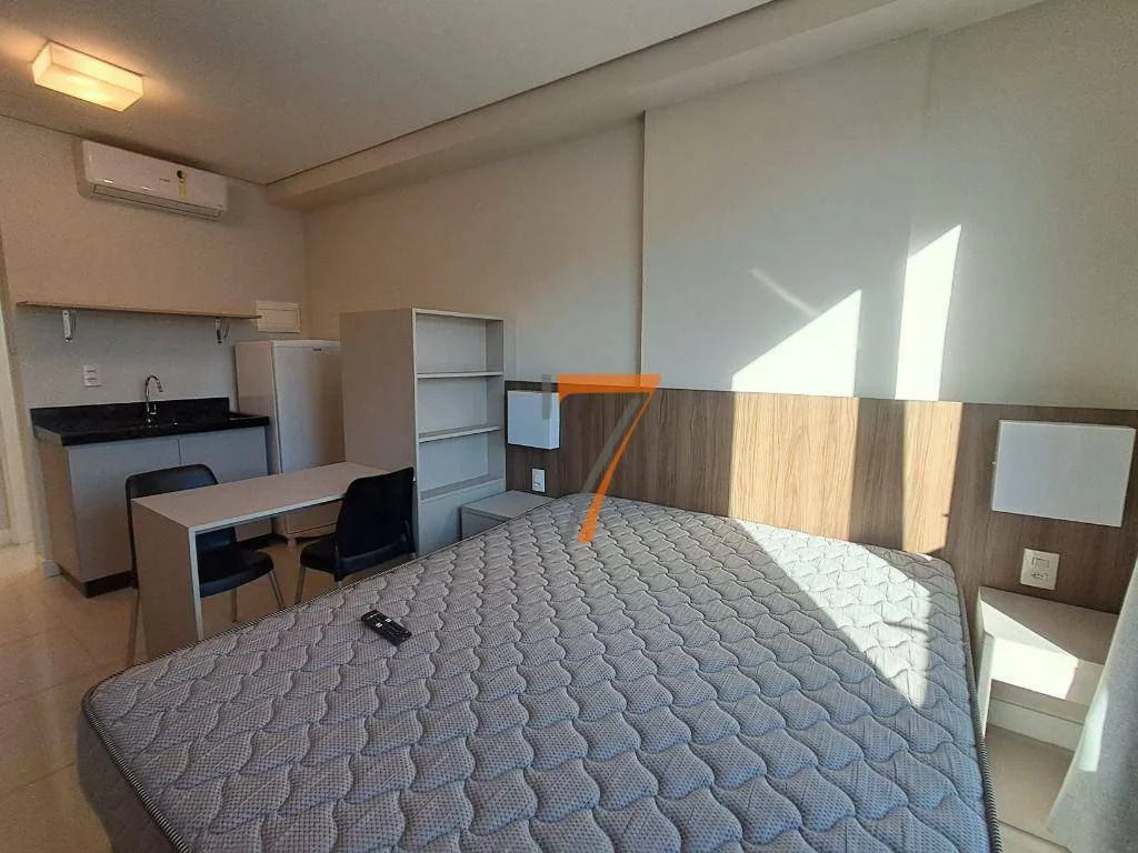 Studio mobiliado de 30 m² com 1 quarto e banheiro — photo 16