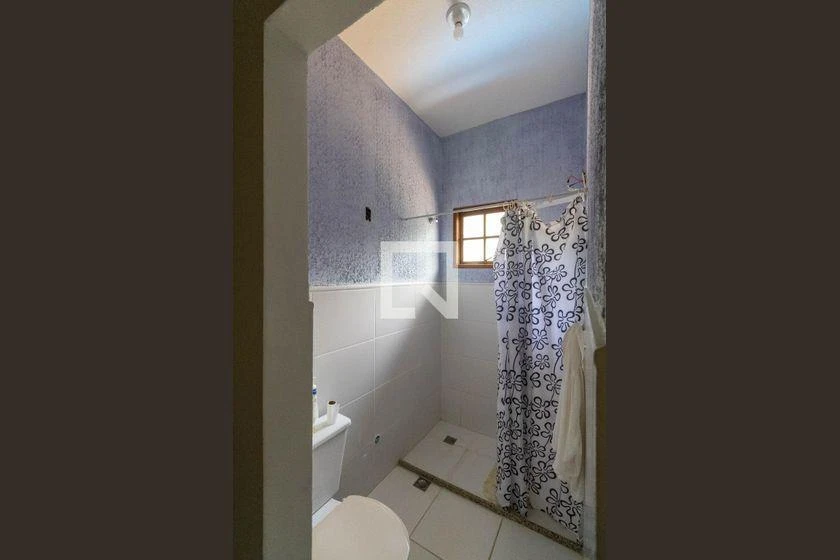 Furnished house with 4 bedrooms and 290 m² — photo 27