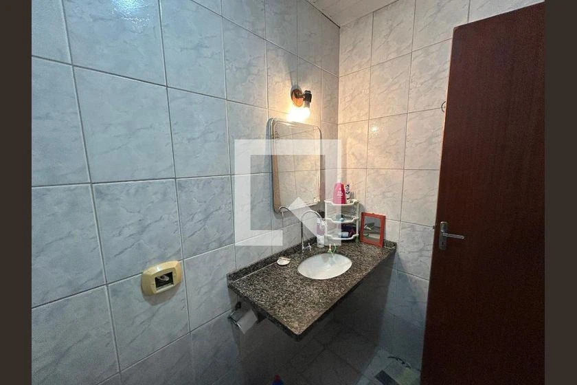 Rental house with 2 bedrooms, 1 bathroom and parking — photo 27