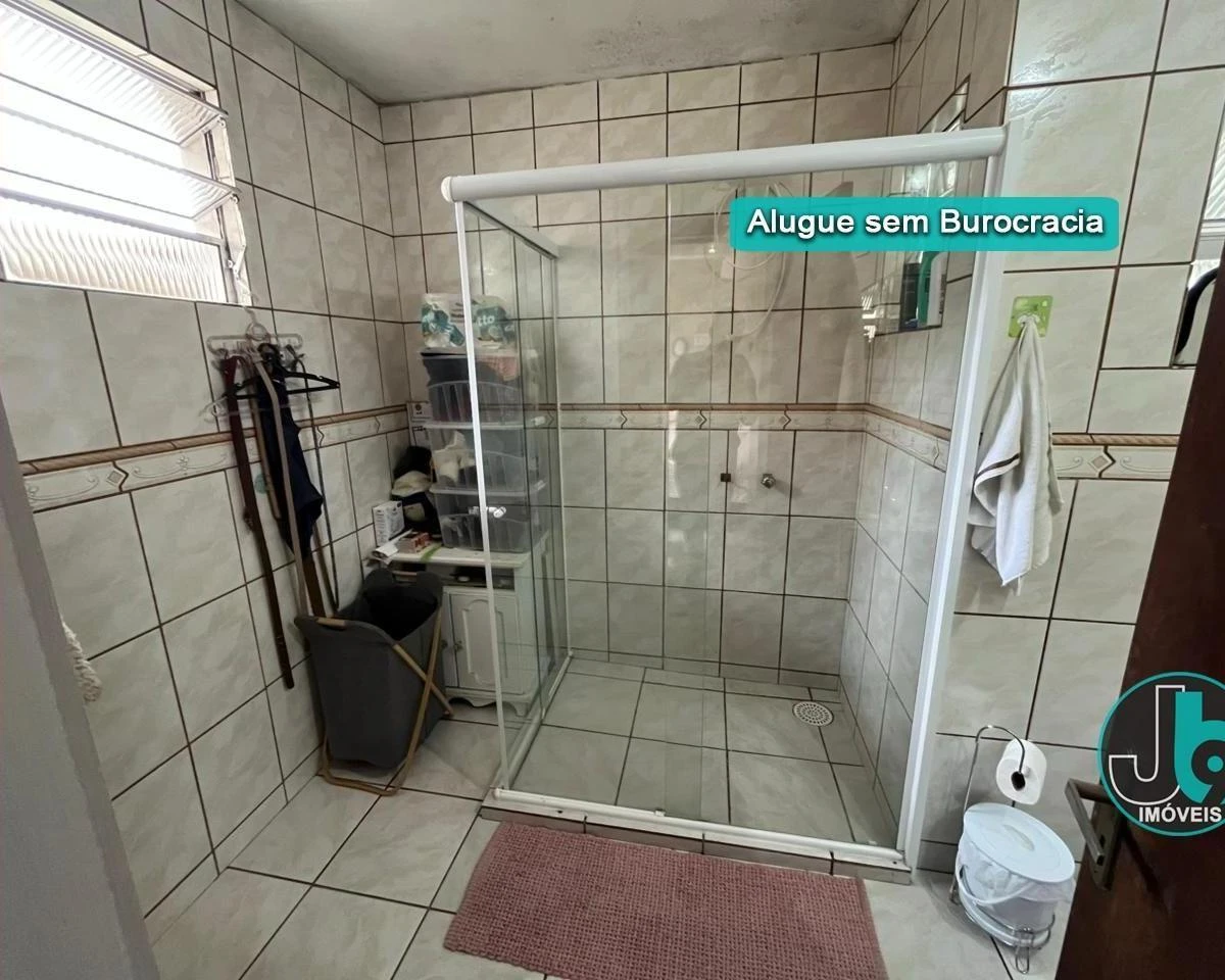 Furnished house with 5 bedrooms and 3 bathrooms — photo 30