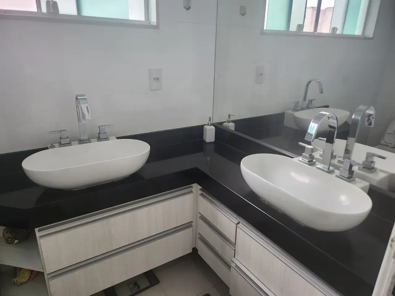 Casa mobiliada com 3 dormitórios e 2 banheiros — photo 27