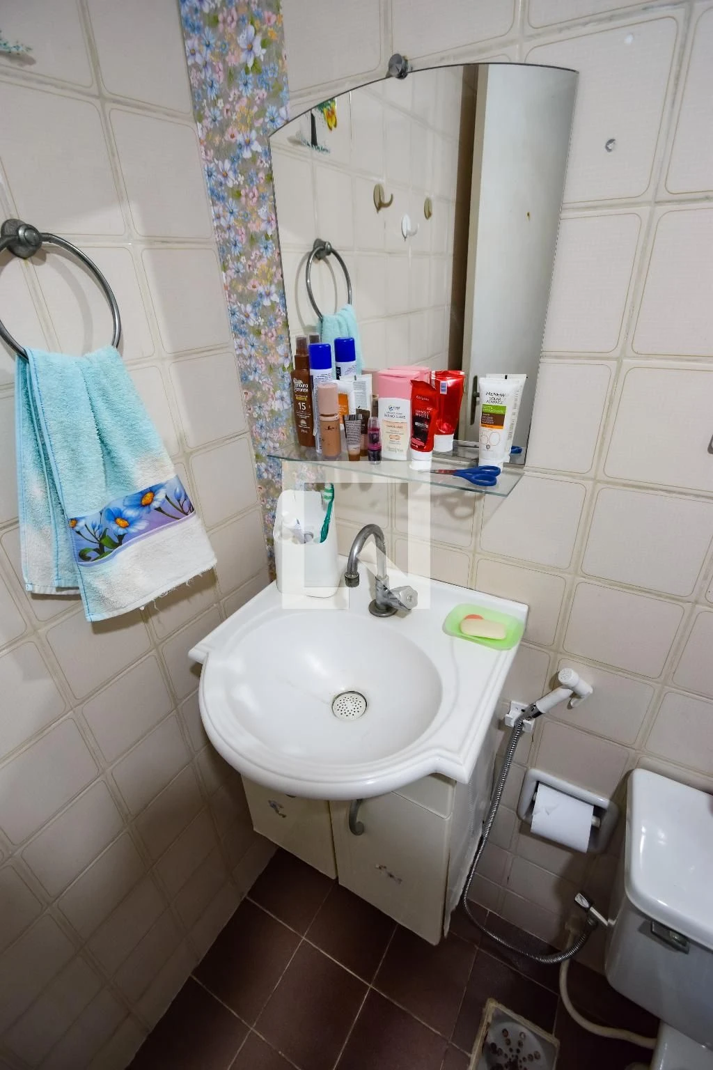 Furnished apartment with 2 bedrooms and 1 bathroom — photo 39