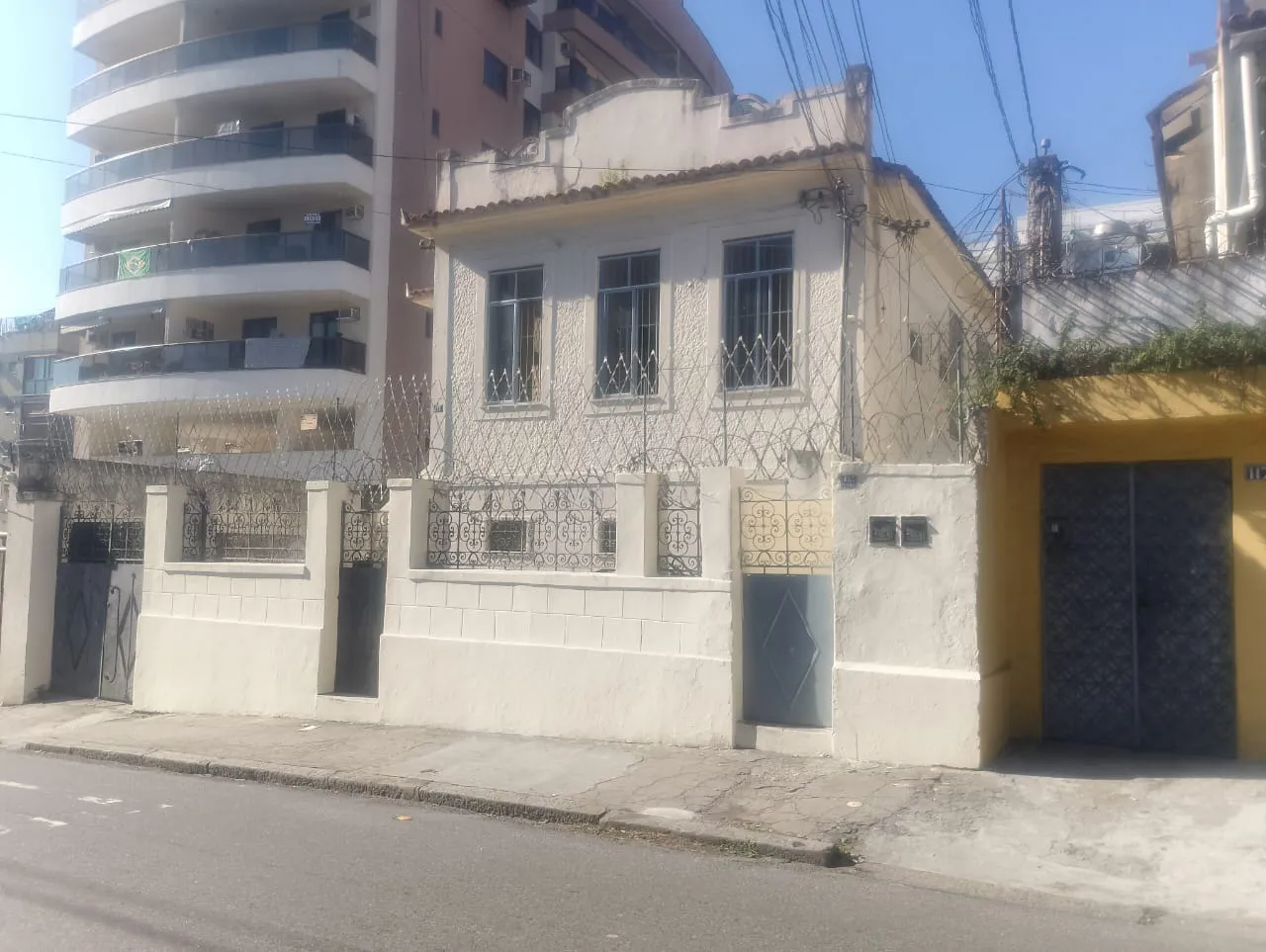 Casa sem mobília com 2 quartos e cozinha separada — photo 20