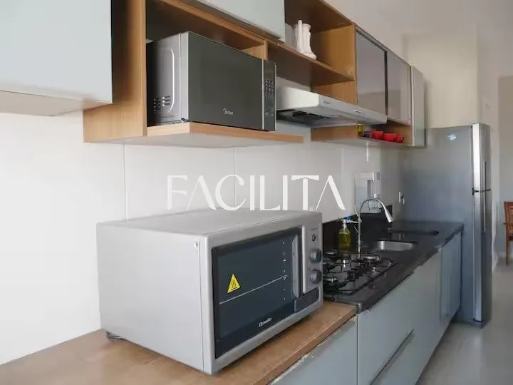 Apartamento amueblado de 3 dormitorios con balcón y parrilla — photo 2