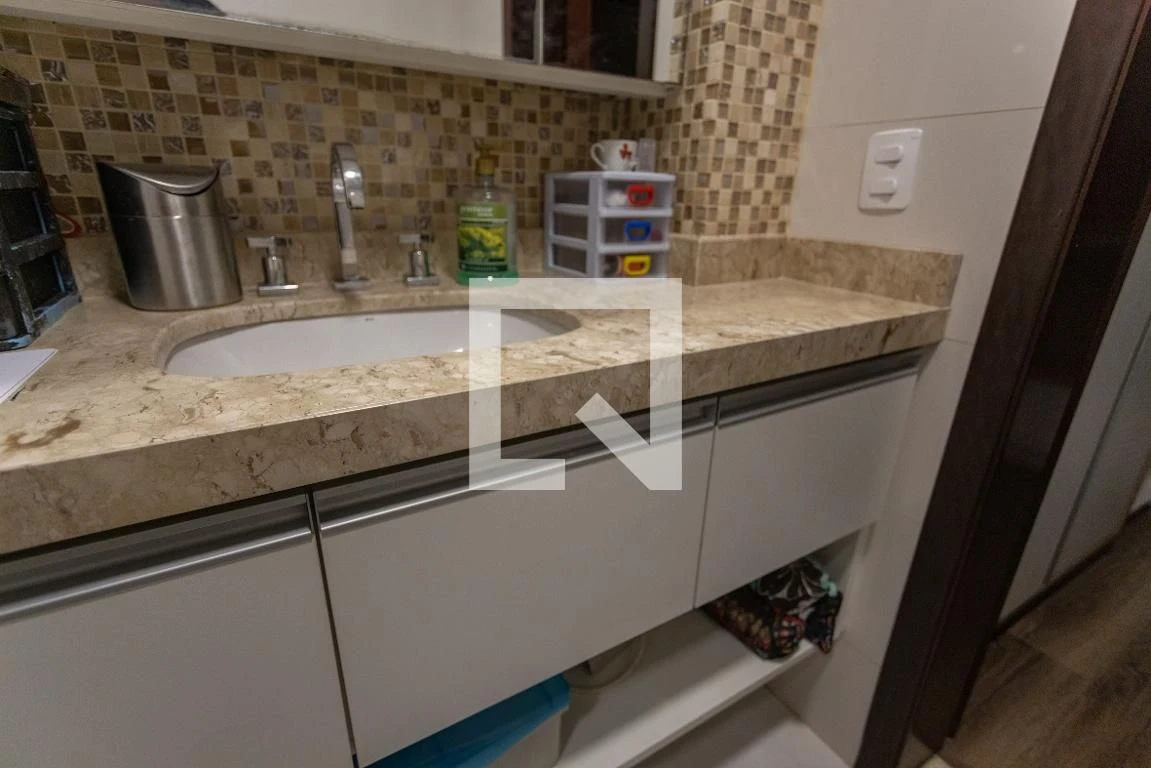 Apartamento mobiliado com 3 quartos, 1 suíte e 3 banheiros — photo 51