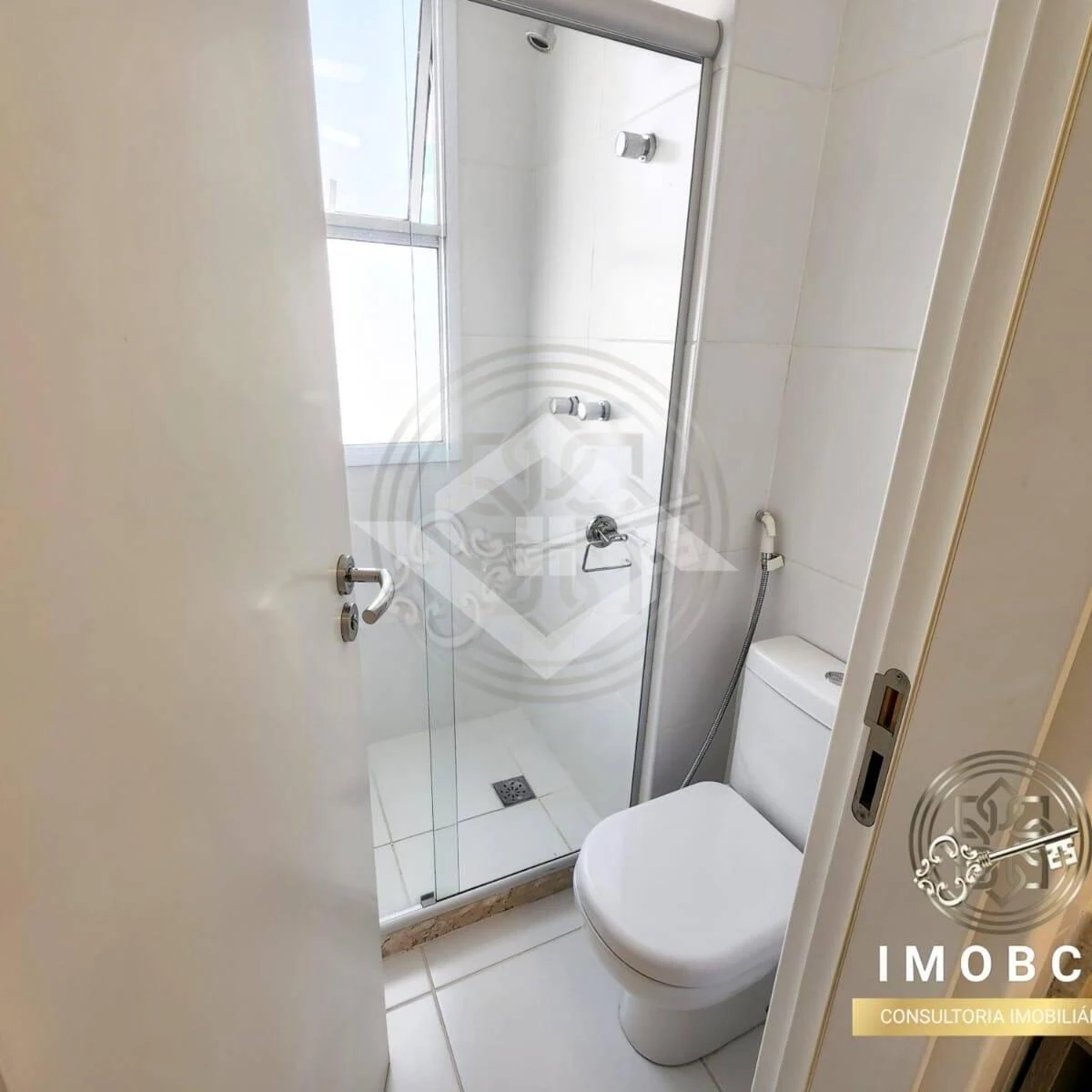 166 m² apartment with 3 bedrooms and a balcony — photo 18
