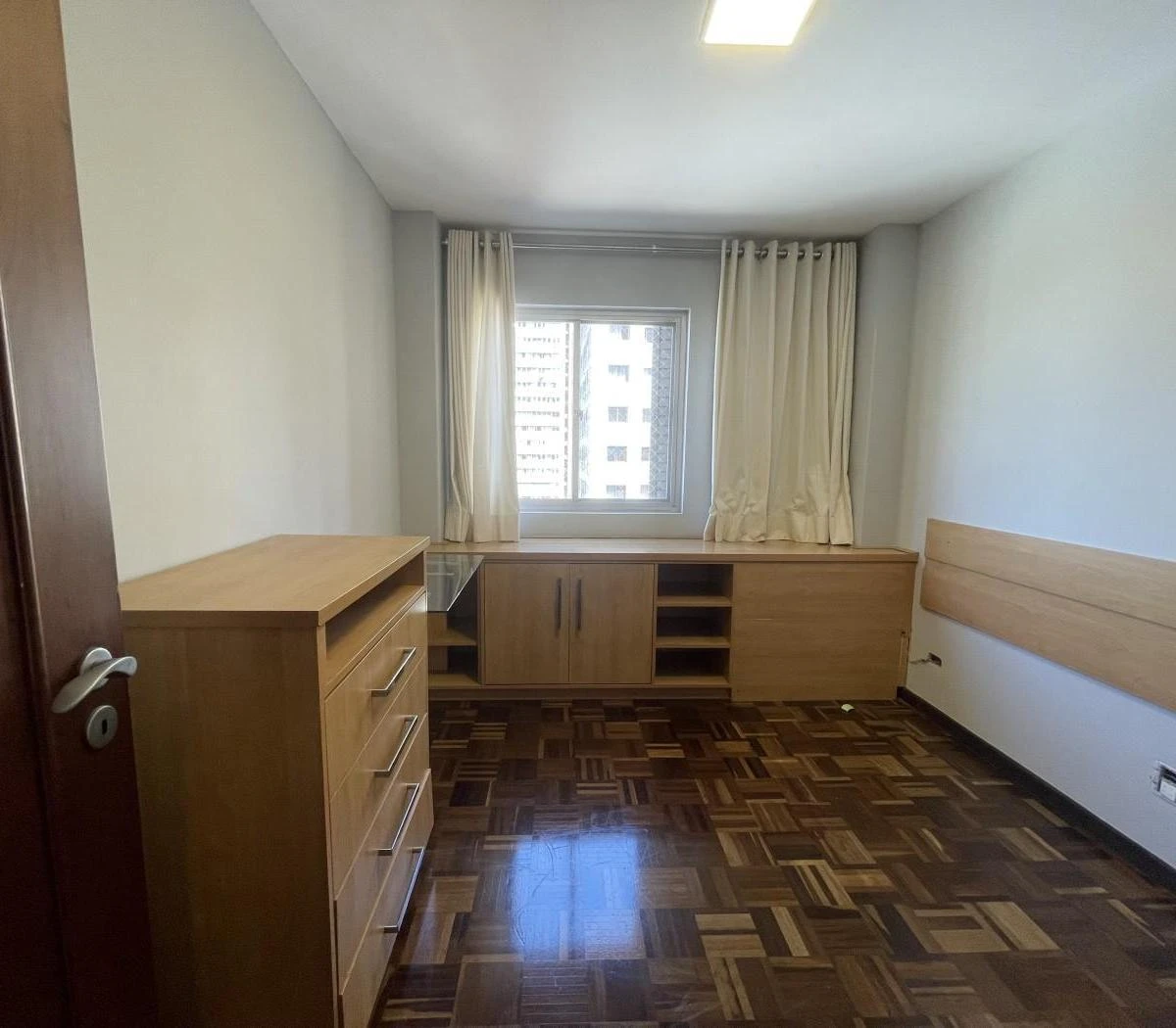 Furnished apartment, 148 m², with a washing machine — photo 30