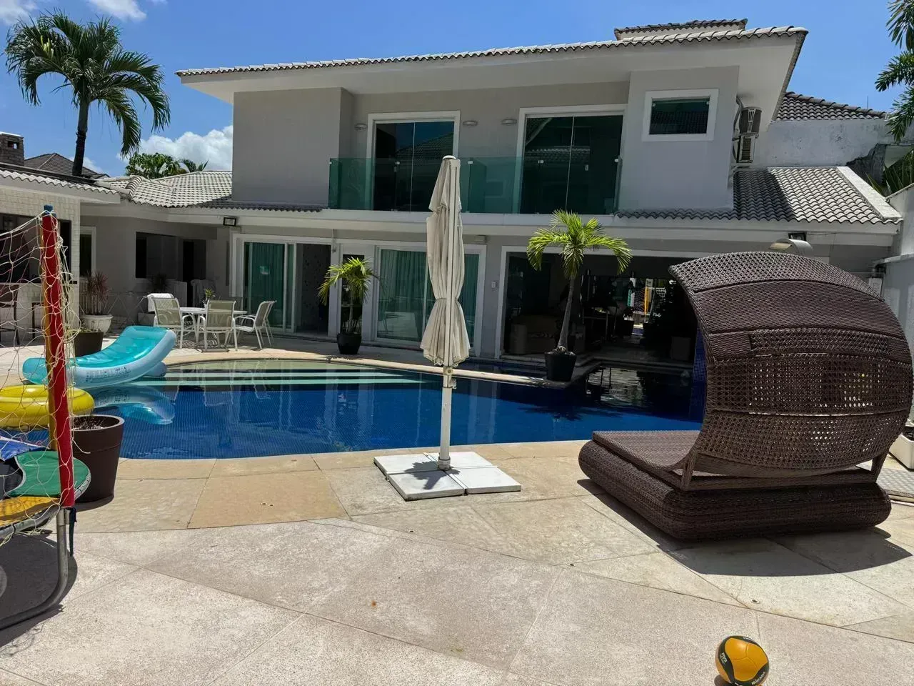 Furnished house with 6 suites and a private garden — photo 6