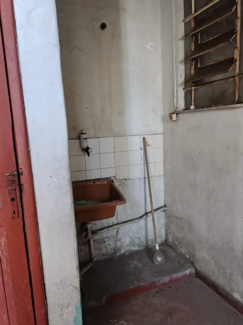 Casa com 3 quartos e cozinha separada para alugar — photo 7