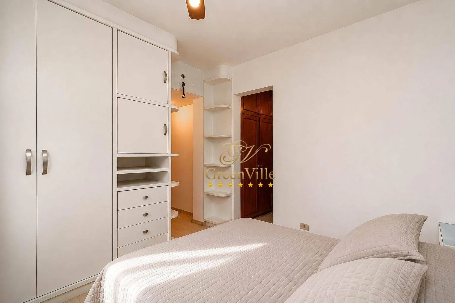 395 m² apartment with 4 en-suite bedrooms and 4 parking — photo 22