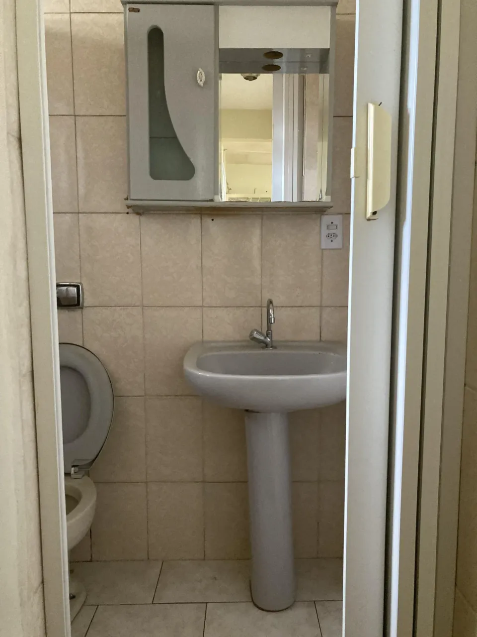 Unfurnished house with 1 bedroom and 1 bathroom — photo 5