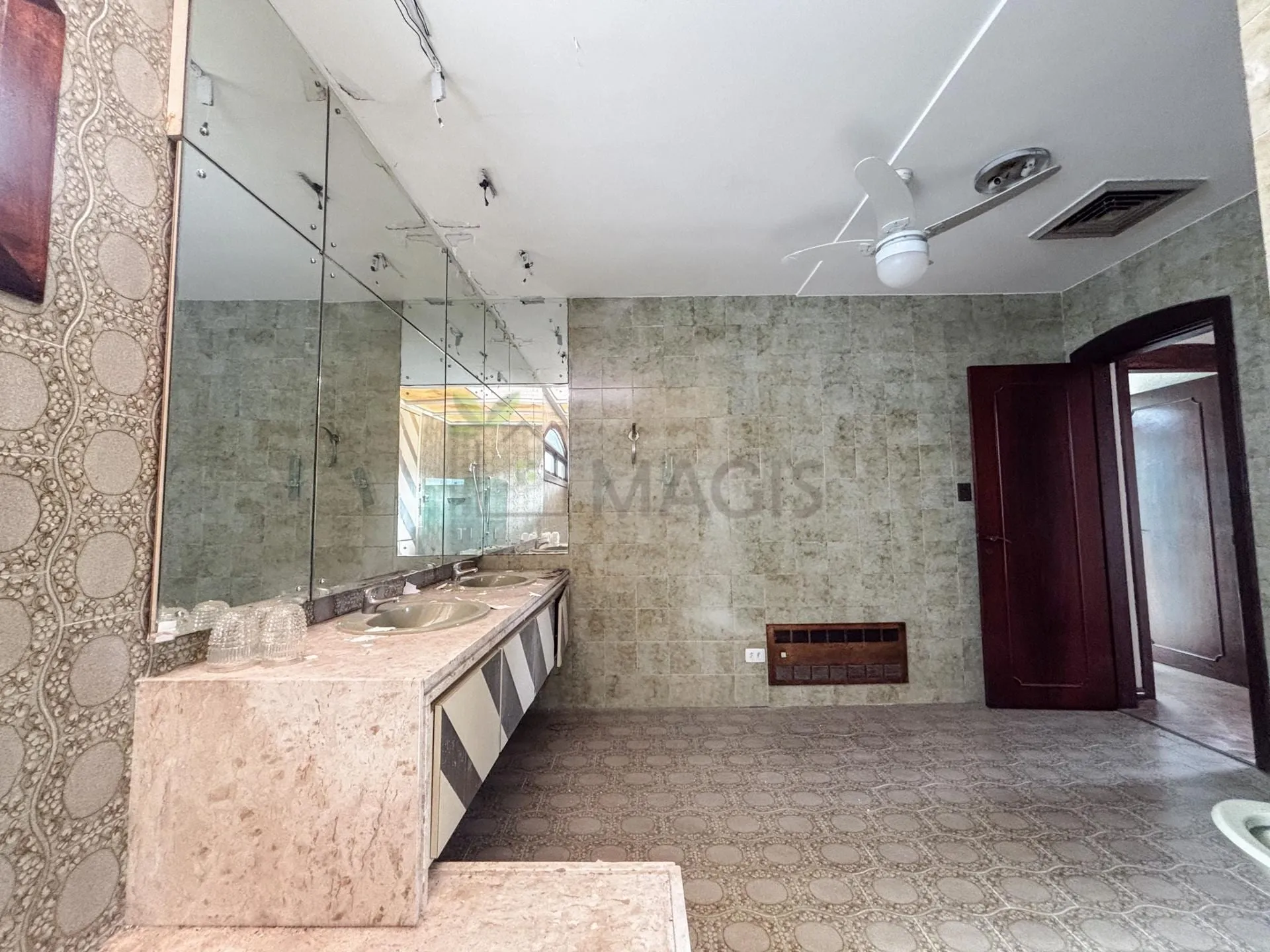 Будинок 604 м² з 4 спальнями та 4 ванними кімнатами — photo 69