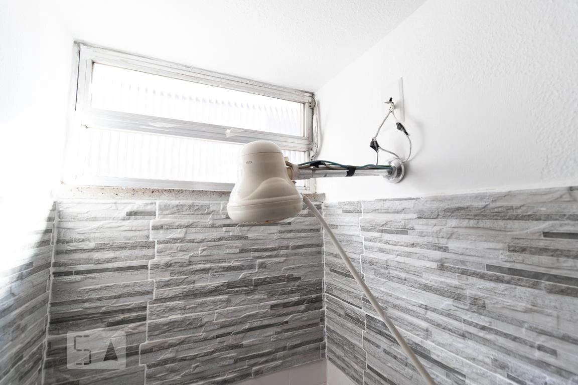 1 quarto e piso de madeira ou laminado: apartamento de 60 m² — photo 22