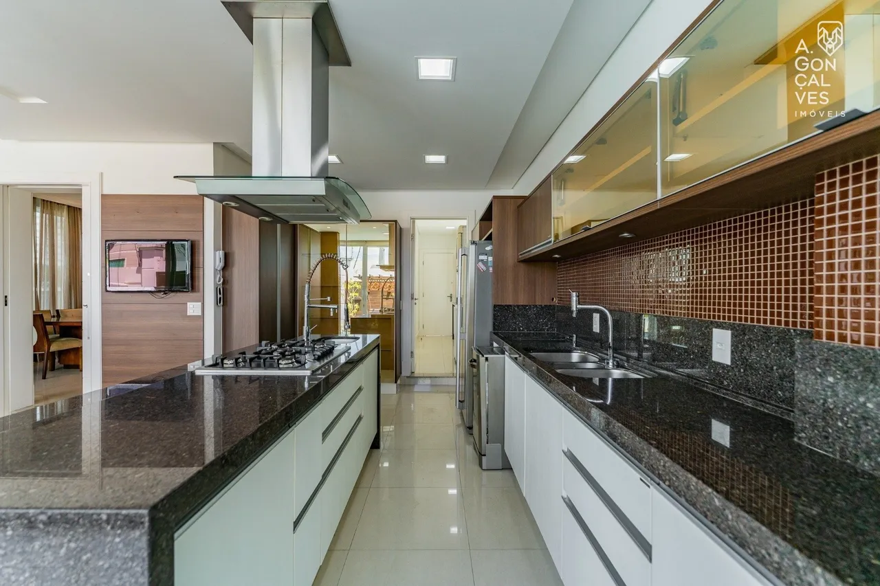 Furnished house with open-plan kitchen and 3 suites — photo 15