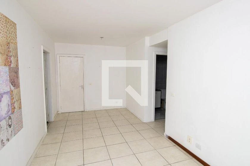 2-bedroom apartment in a building with a gym — photo 44
