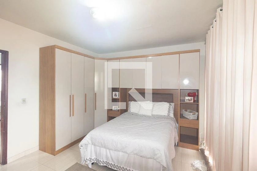 Garden in a 3-bedroom house, 200 m² — photo 19