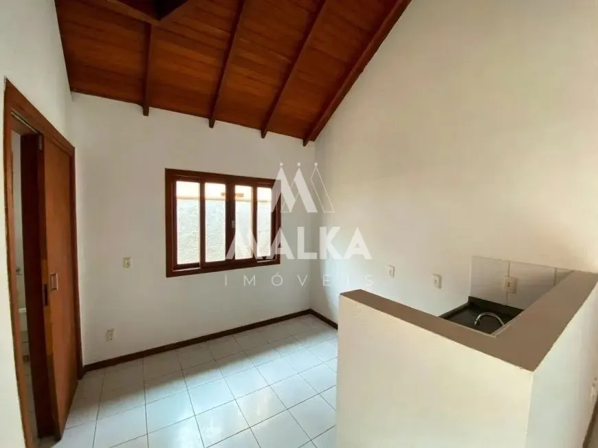 2-bedroom, 100 m² house in Florianópolis — photo 2