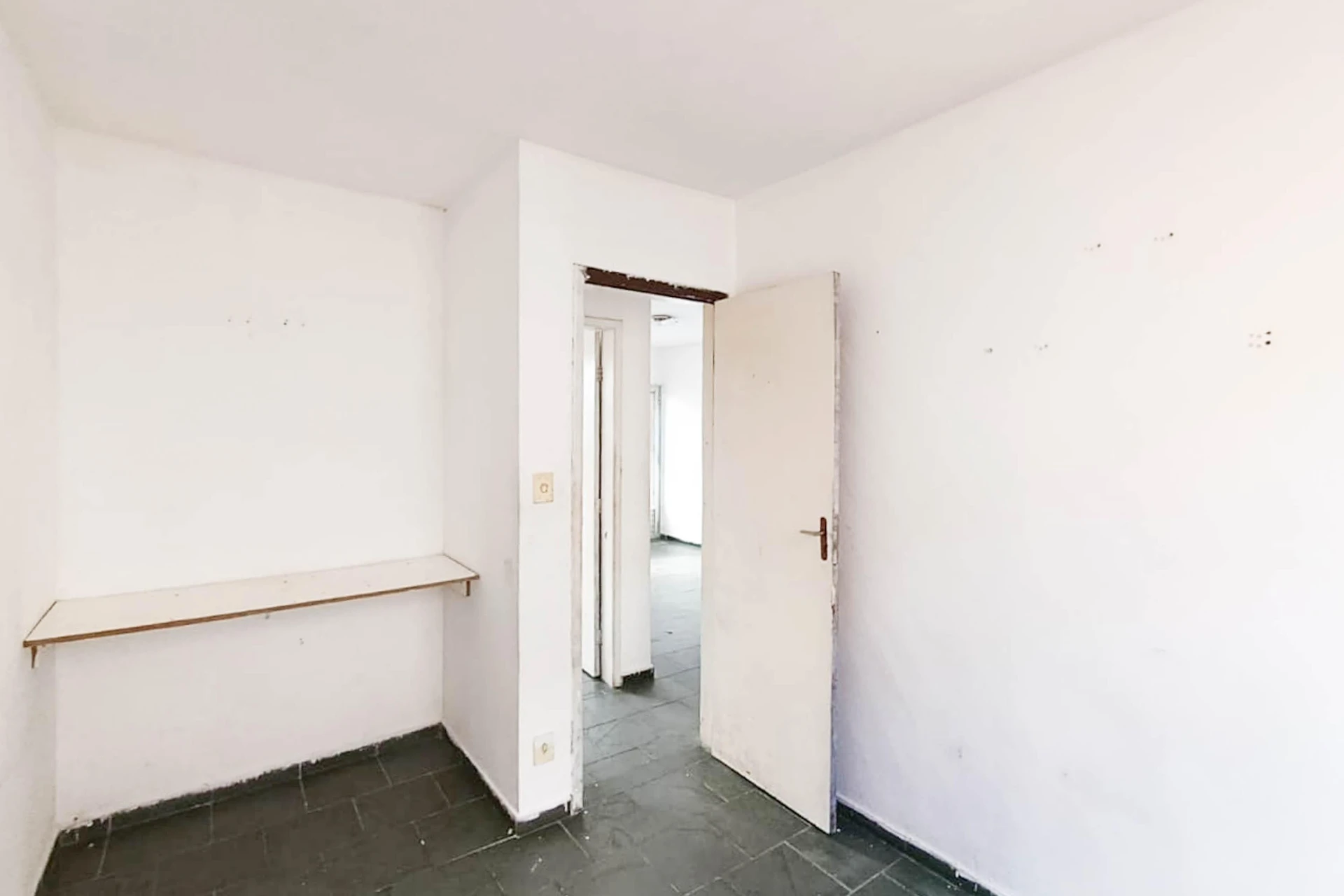 2-bedroom apartment with 1 parking space included — photo 27