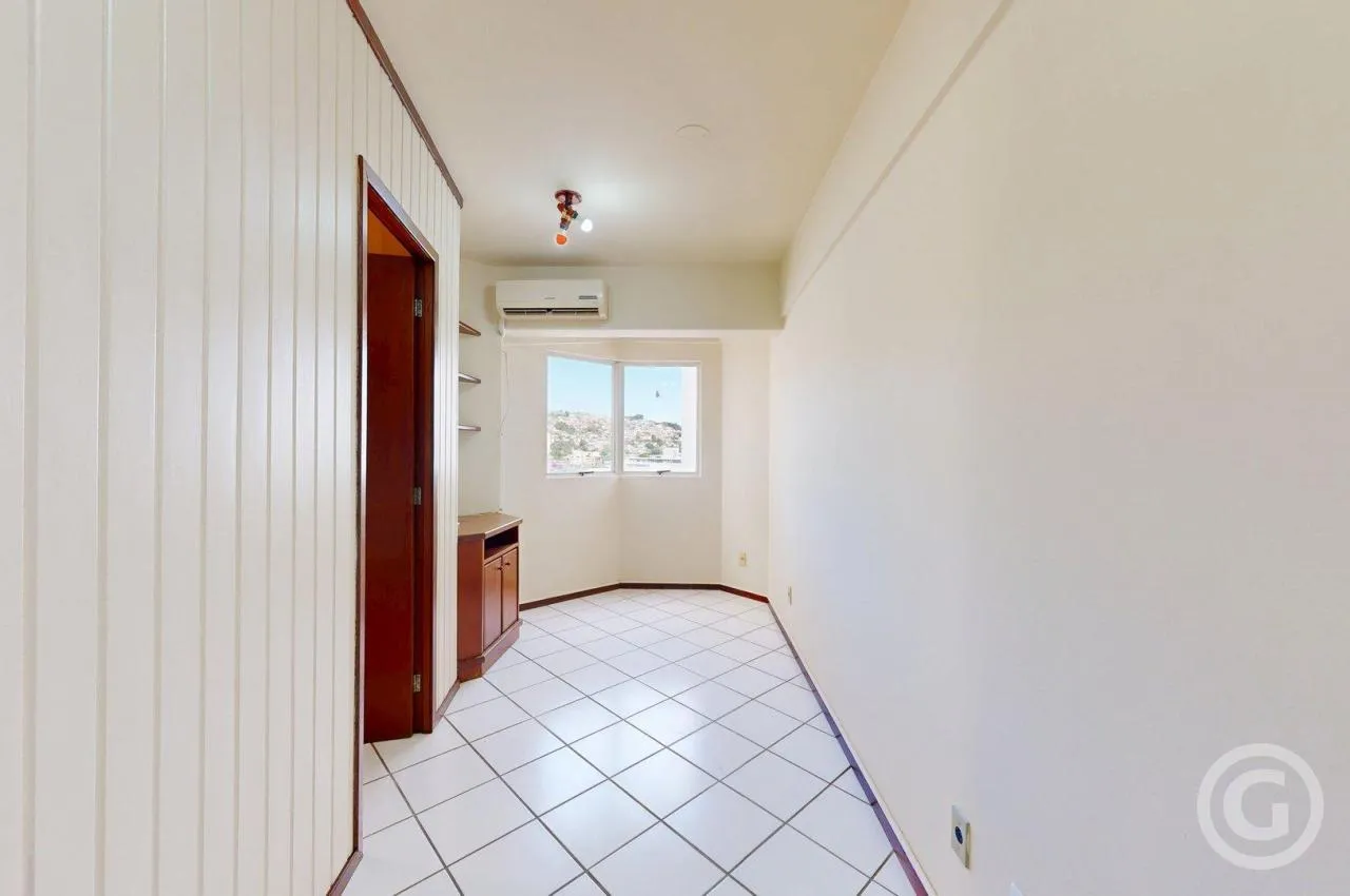 Apartamento de 32 m² com sacada e sala climatizada — photo 3
