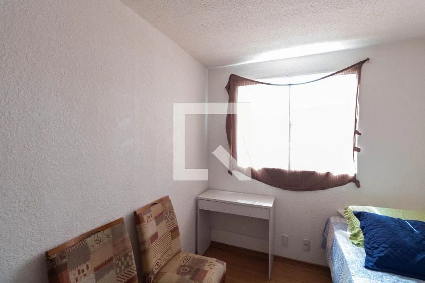 Home office in a 2-bedroom apartment, 42 m² — photo 15