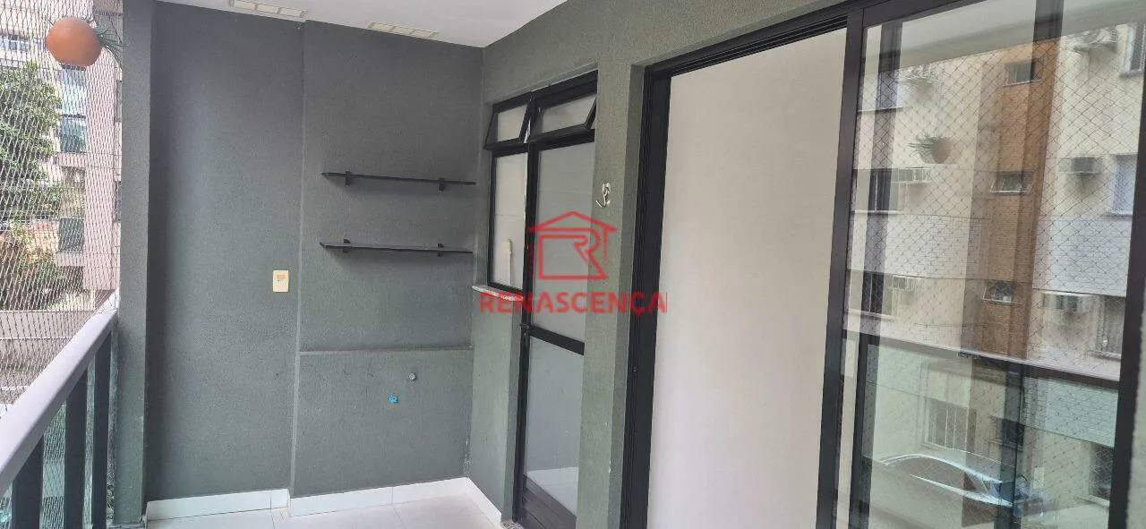 2-bedroom apartment in a building with a gym — photo 11