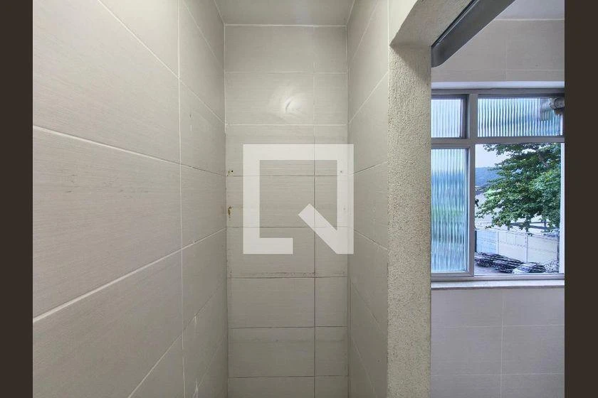 2-bedroom apartment in a building with a pool — photo 11