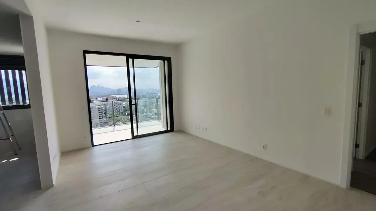 Apartamento com 3 suítes e varanda com vidro — photo 11