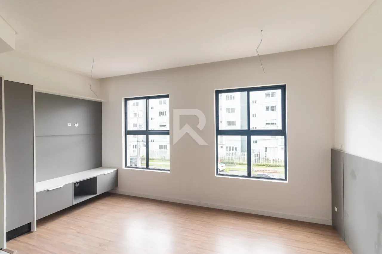 28 m² studio with private garden and 1 parking space — photo 13